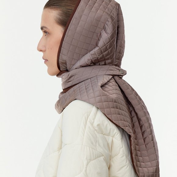 UNU Head Scarf Beige Puffer Quilted Shawl NWT - Picture 2 of 4